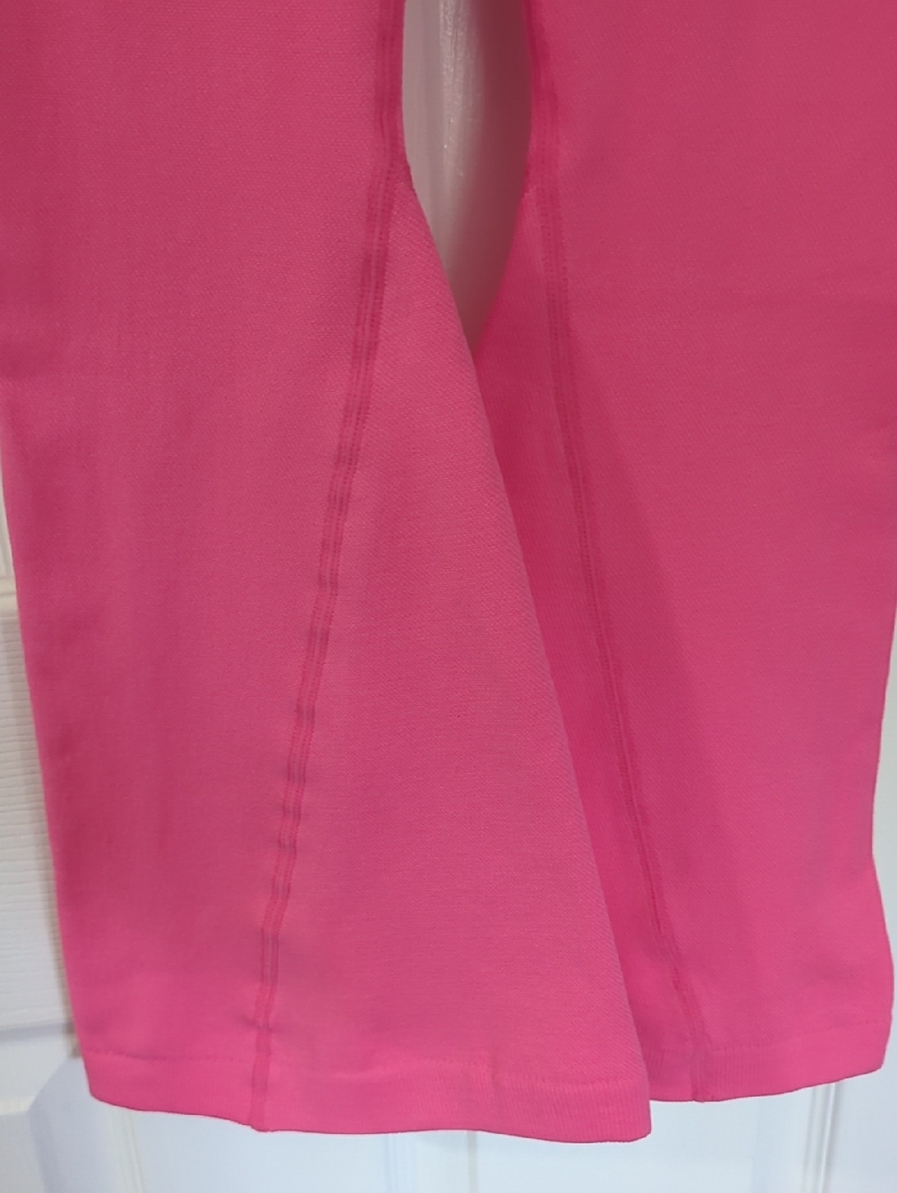 NWT Navy Floral Embroidered Sweatshirt with Hot Pink Flare Leggings Size Medium - Picture 8 of 10